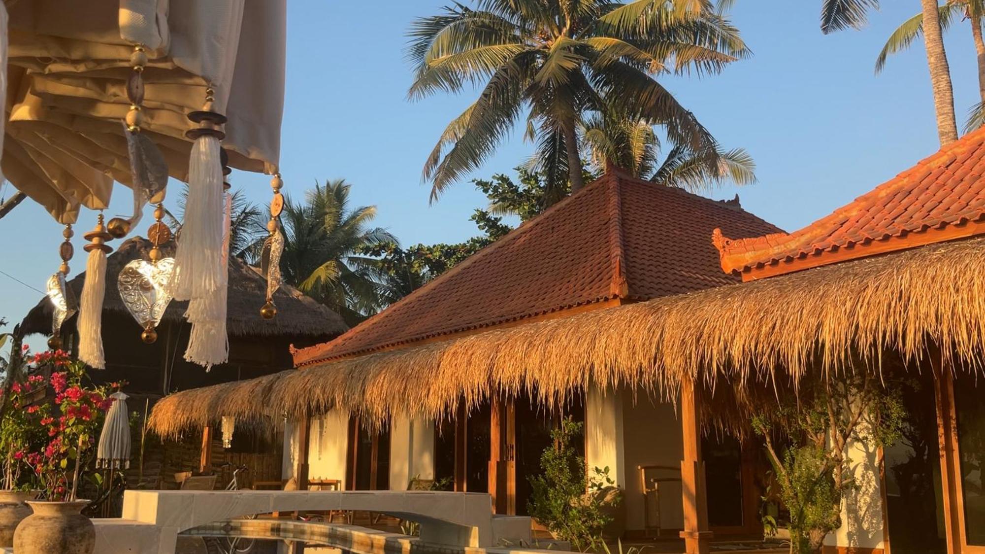 Mandala Beach Healing Rooms 吉利阿尔 外观 照片