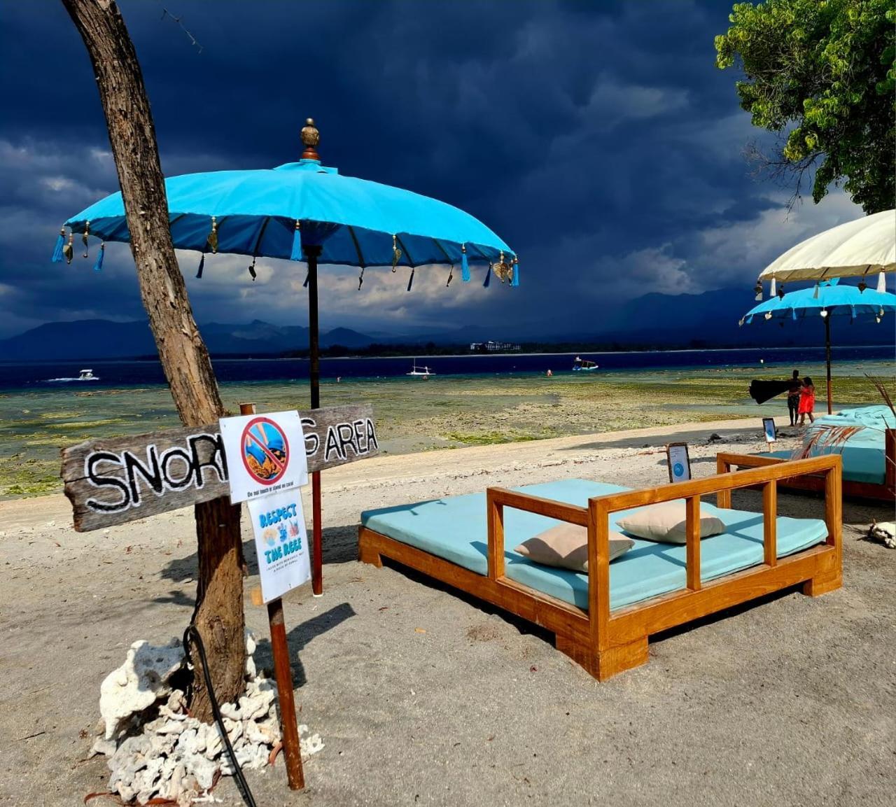 Mandala Beach Healing Rooms 吉利阿尔 外观 照片