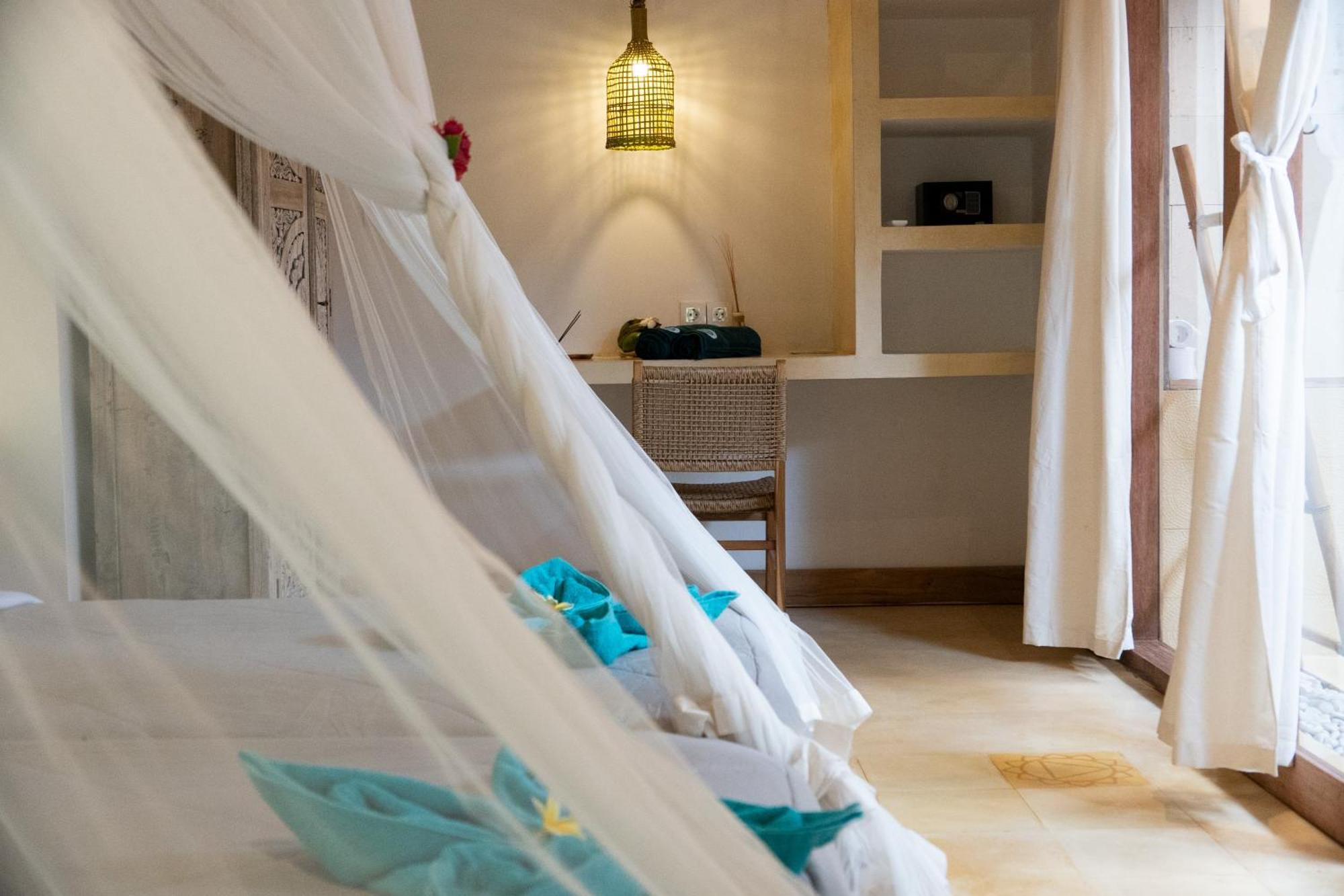 Mandala Beach Healing Rooms 吉利阿尔 外观 照片