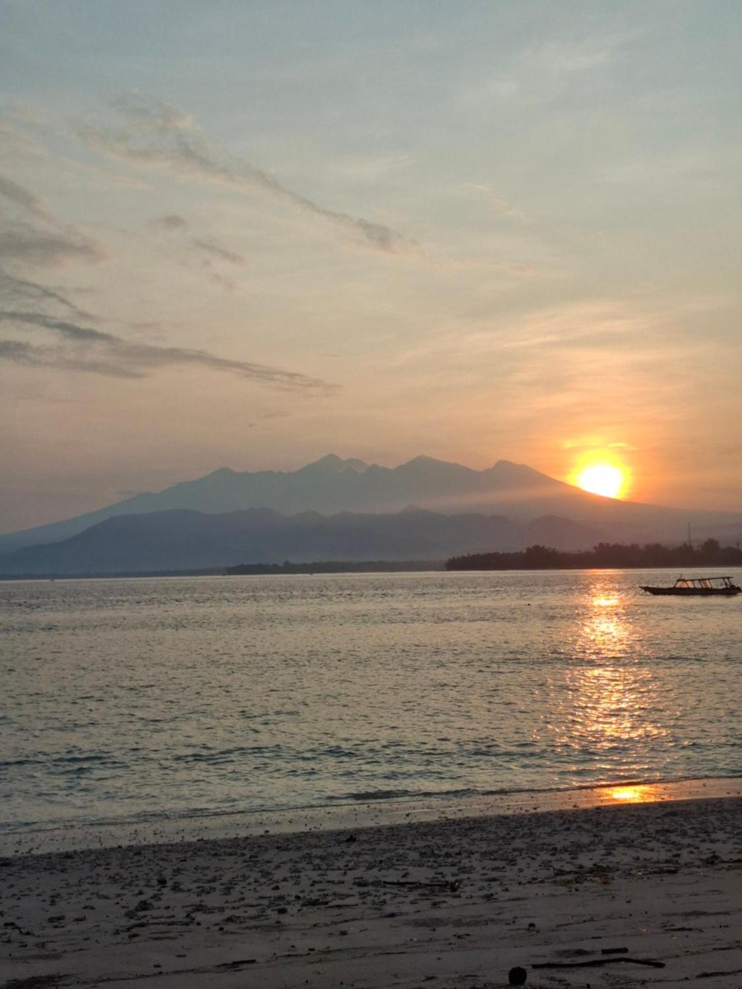 Mandala Beach Healing Rooms 吉利阿尔 外观 照片